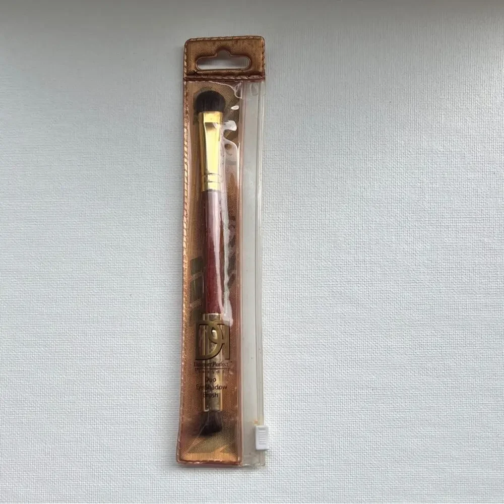 Design PerfectTimeless Duo Eyeshadow Makeup Beauty Brush